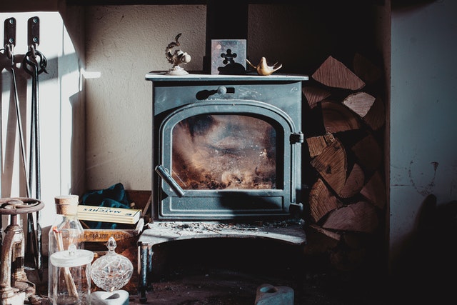 Ein Holzofen fürs Gartenhaus? Kein Problem für Schornstein Bremen