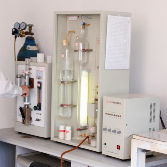 Stetige Prüfung in unserem Fach-Labor